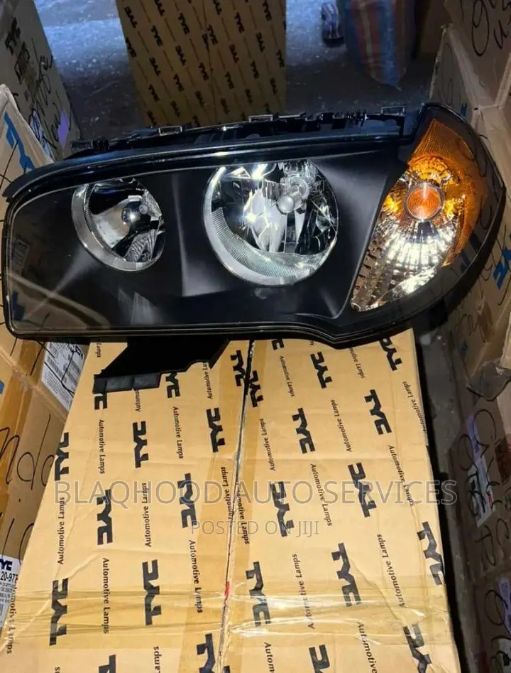 BMW X3 2004-2006 Front HEADLIGHT Pair Available