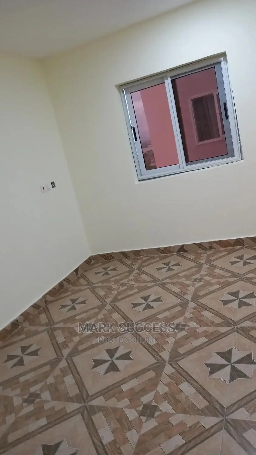 1bdrm Apartment in Toll Booth for rent