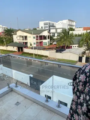 5bdrm House in Airport Residential Area for Sale