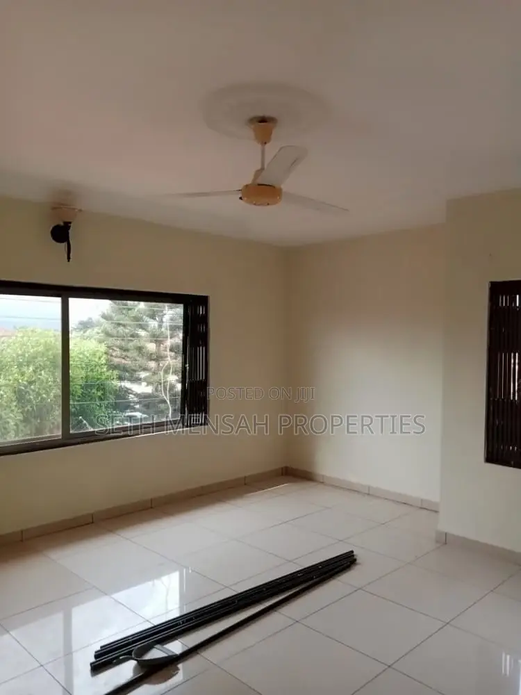 3bdrm House in Seth Mensah, North Legon for rent