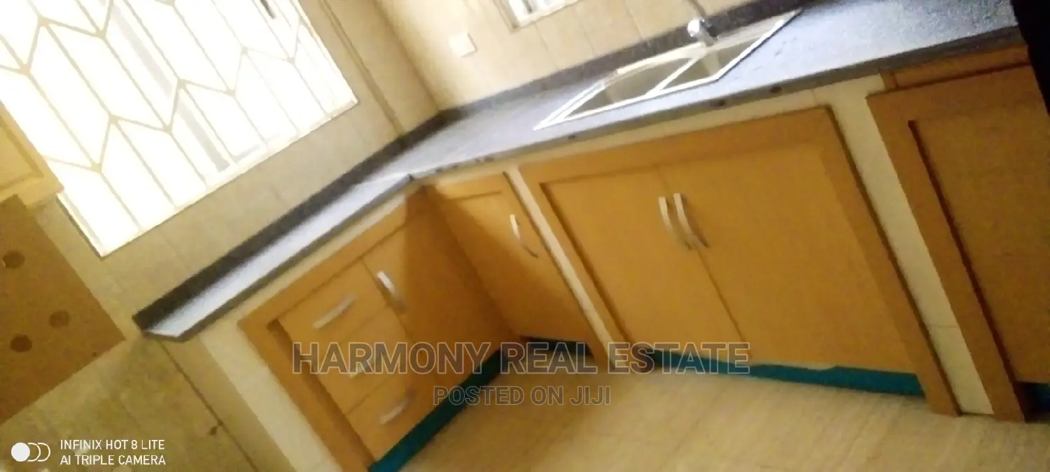 2bdrm Apartment in Dzorwulu for Rent