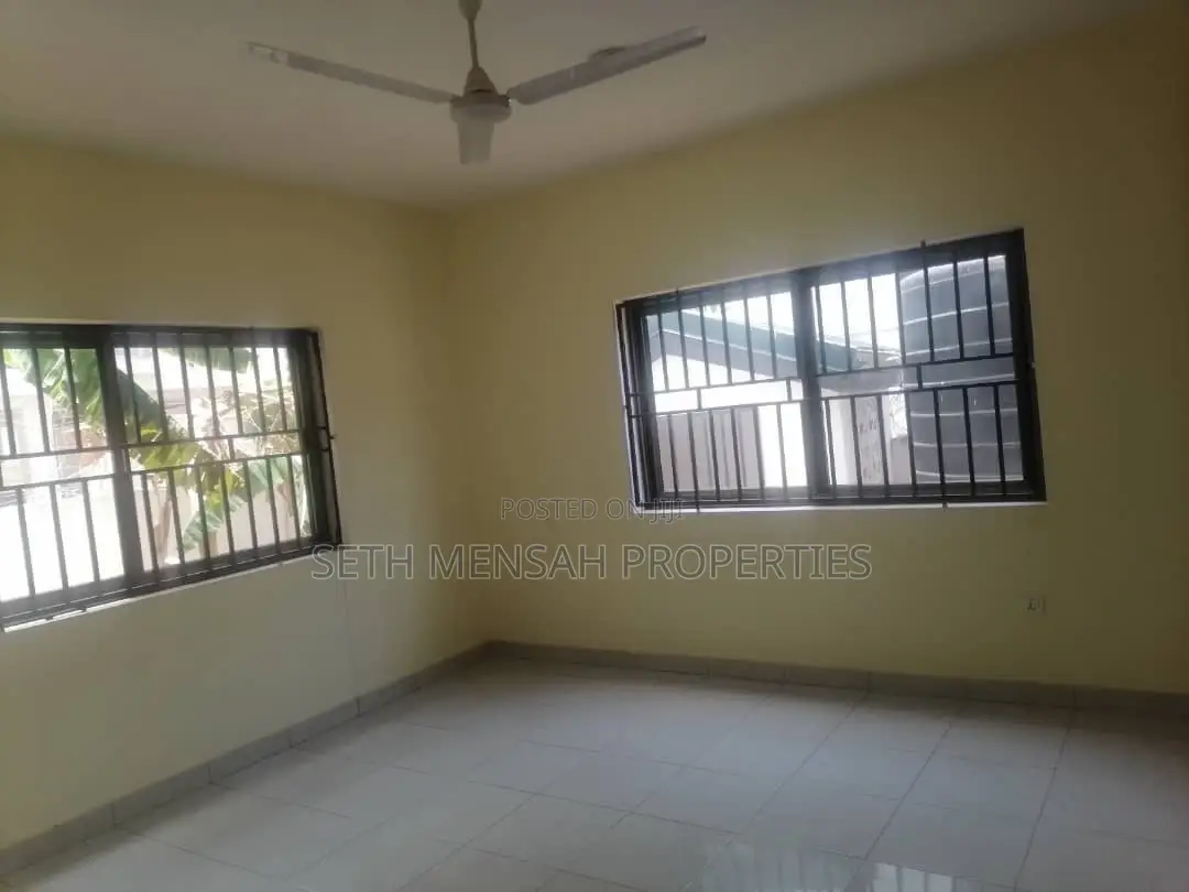 5bdrm House in Skm, Adjiriganor for Rent