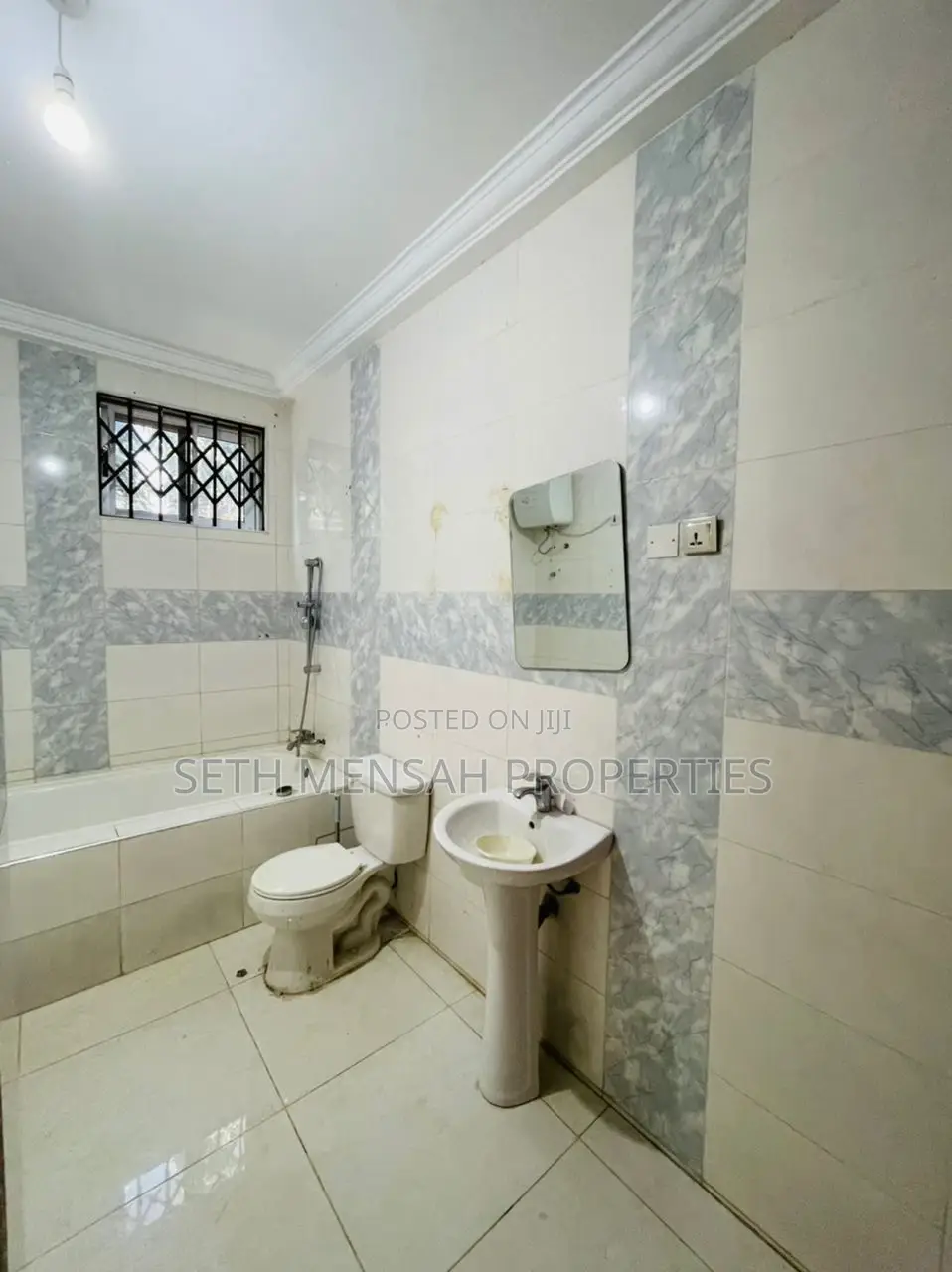 4bdrm House in Skm, Adjiriganor for Rent