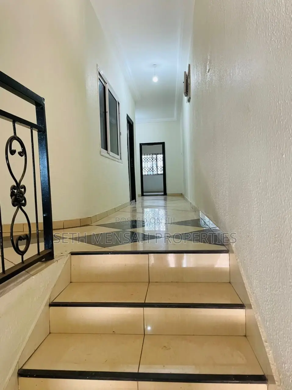 4bdrm House in Skm, Adjiriganor for Rent