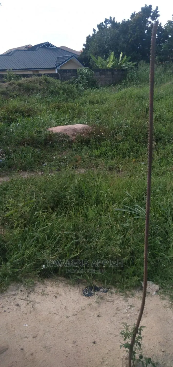 Plot of Land at Emina Is on Sales