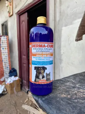 DERMA CURE Medicated Dog Shampoo 500ml