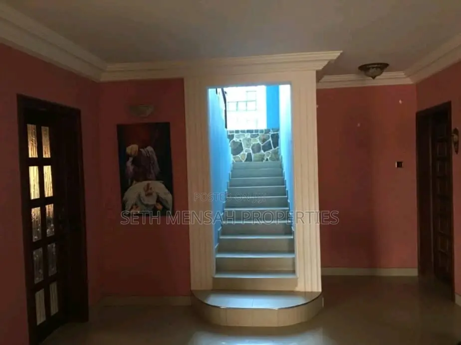 3bdrm House in Skm Property 3, Oyarifa for Sale