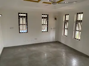 4bdrm Duplex in Suadom Properties, Baatsona Total for Rent