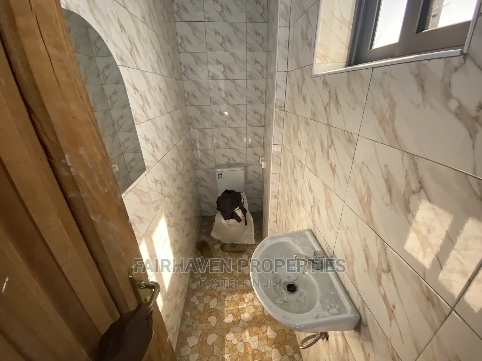 1bdrm Apartment in Tseaddo, Labadi for rent
