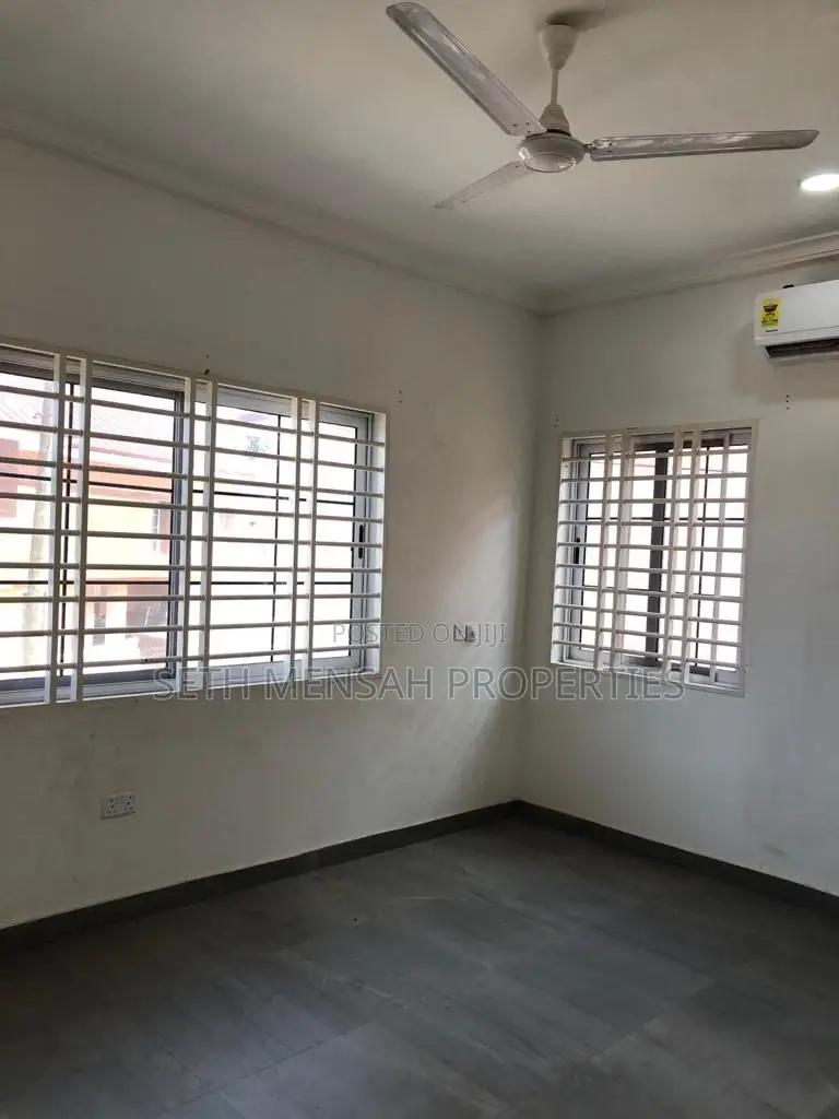 4bdrm House in Skm Property, Achimota for Rent
