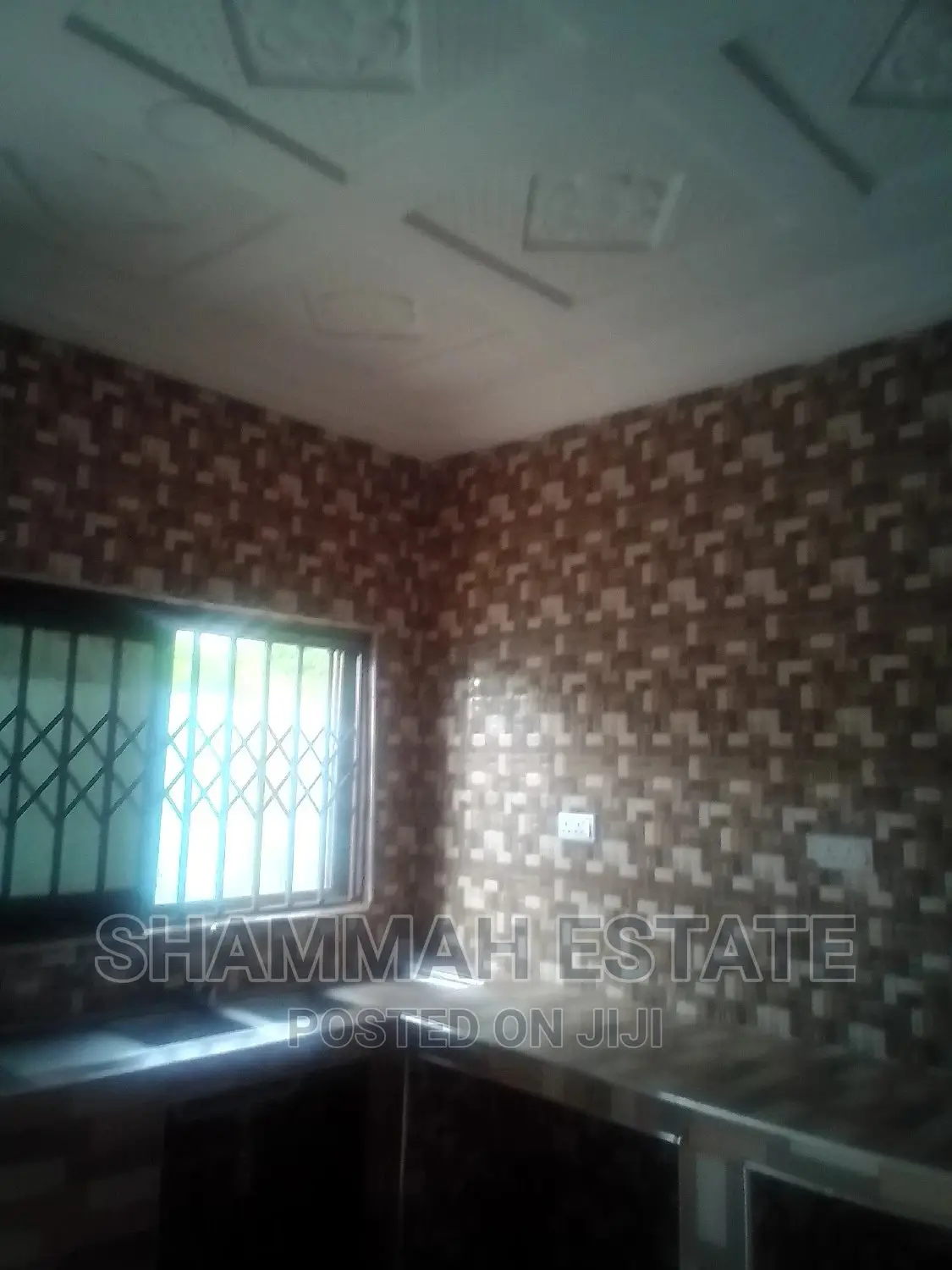 3bdrm Apartment in Aiding Estate, Sunyani Municipal for rent