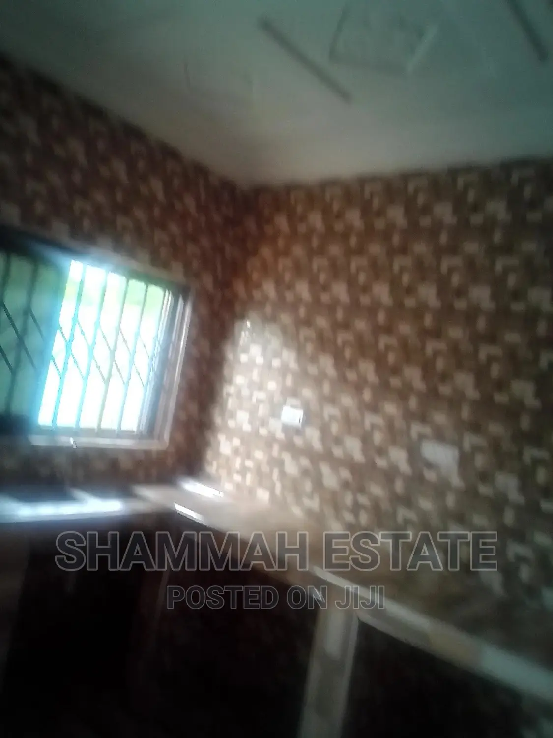 3bdrm Apartment in Aiding Estate, Sunyani Municipal for rent