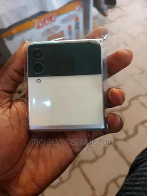 Samsung Galaxy Z Flip 3 128 GB White