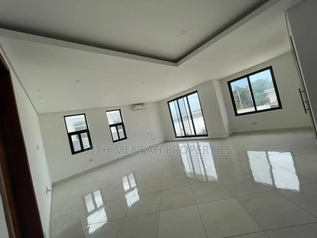 4bdrm House in Skm Property, Dworwulu for Rent