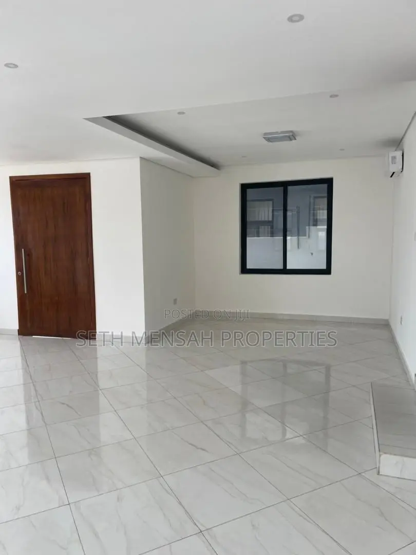4bdrm House in Skm Property, Dworwulu for Rent
