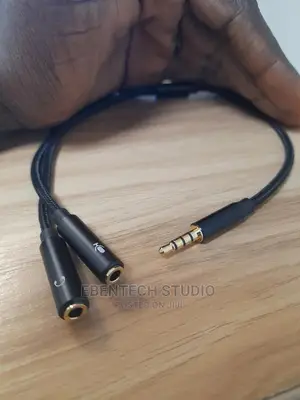 Headset Splitter 3.5mm Mini Jack to Mic and Speaker Quality