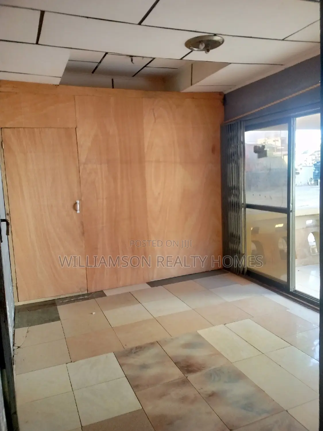 1bdrm Apartment in Kotobabi Area, Spintex for rent