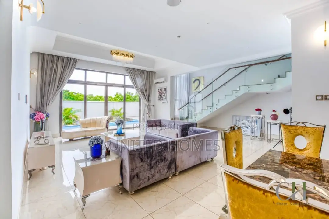 5bdrm House in Spintex for Sale