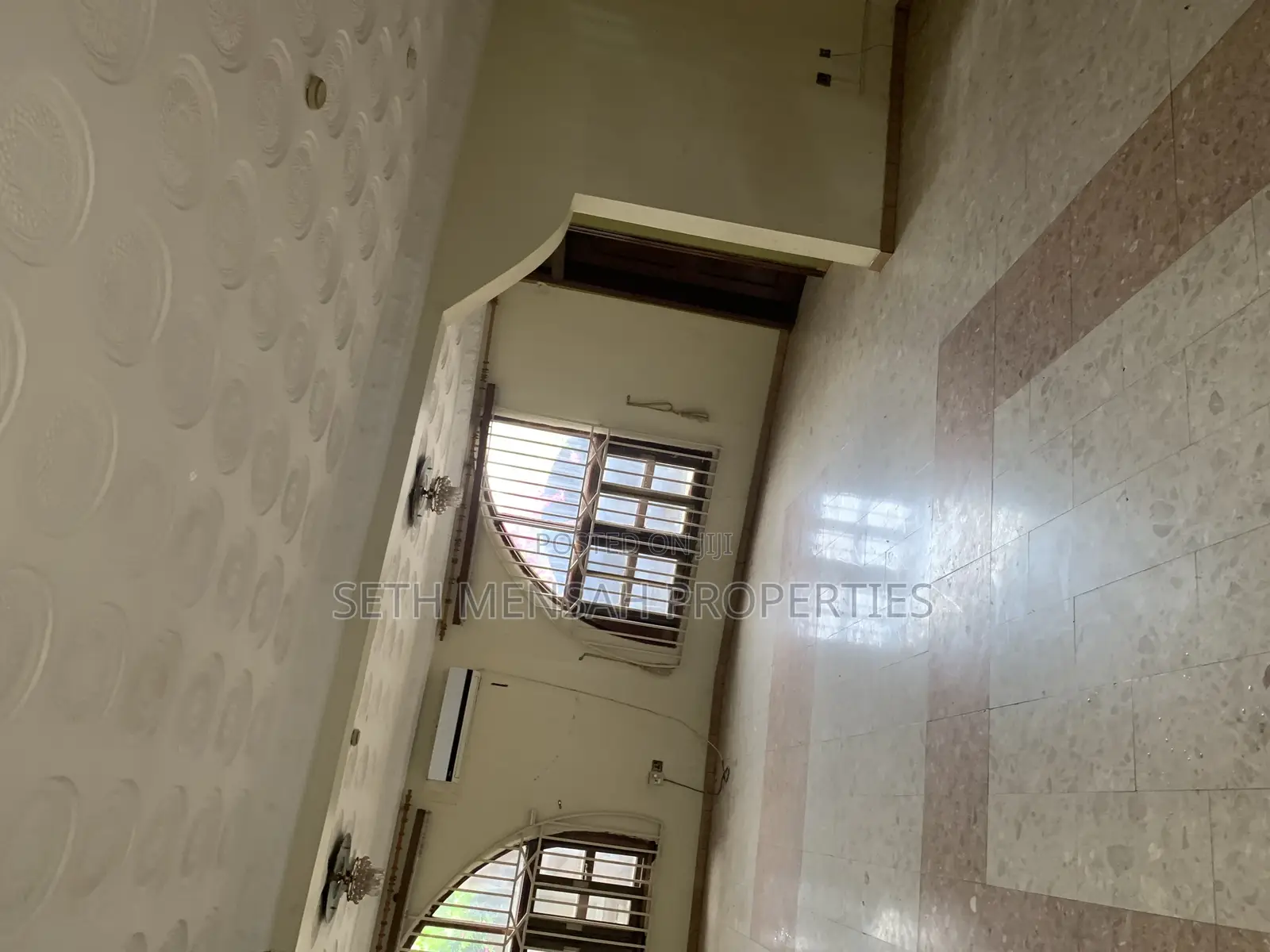 6bdrm House in Skm Property House, Achimota for Sale