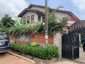 6bdrm House in Skm Property House, Achimota for Sale