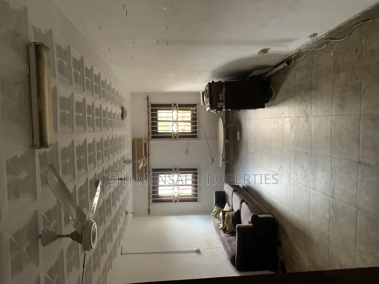 6bdrm House in Skm Property House, Achimota for Sale