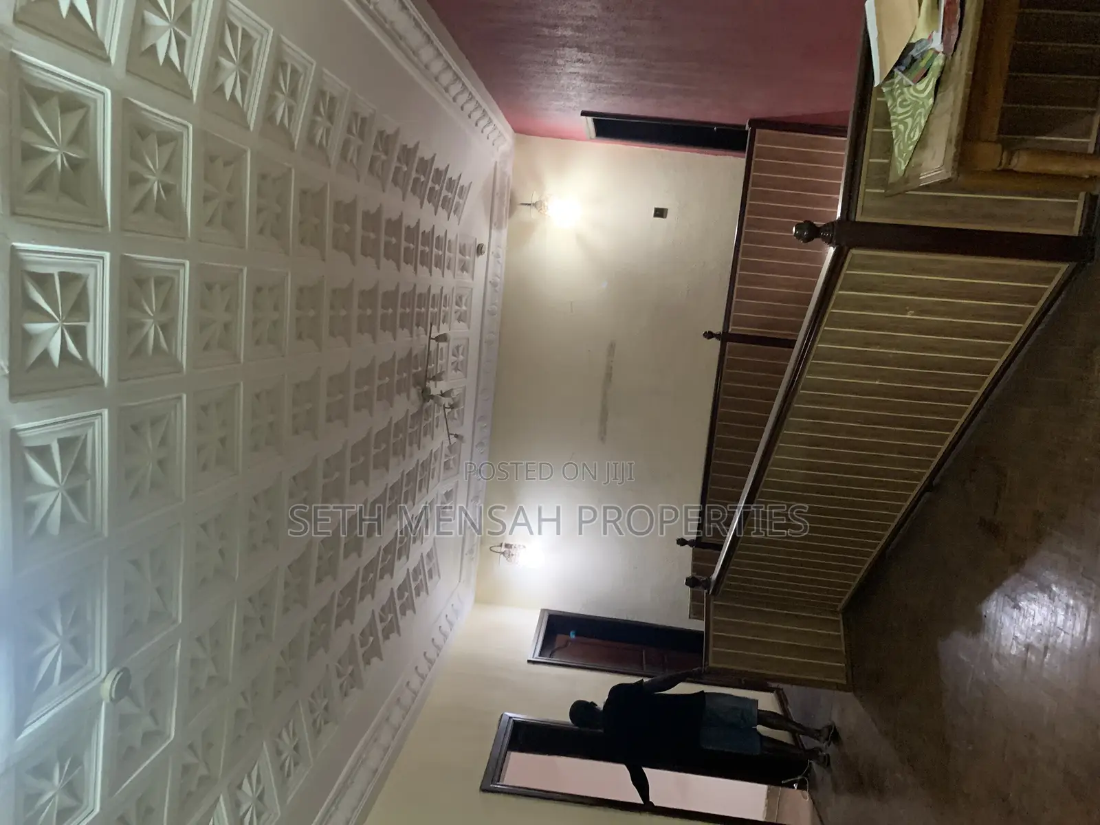 6bdrm House in Skm Property House, Achimota for Sale