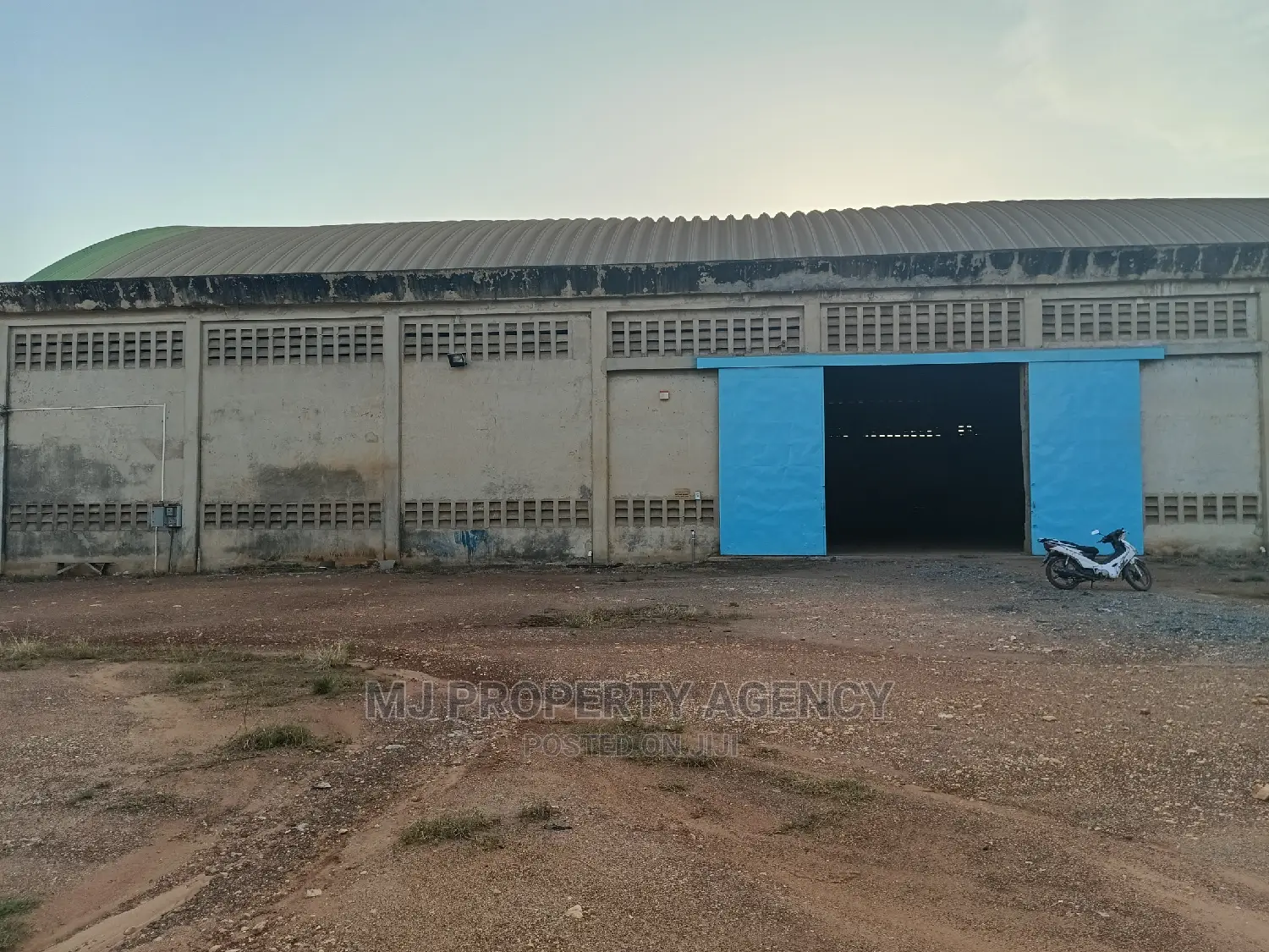 5500sqm 3500sqm Warehouse at Tema