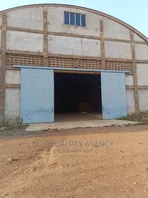 5500sqm 3500sqm Warehouse at Tema