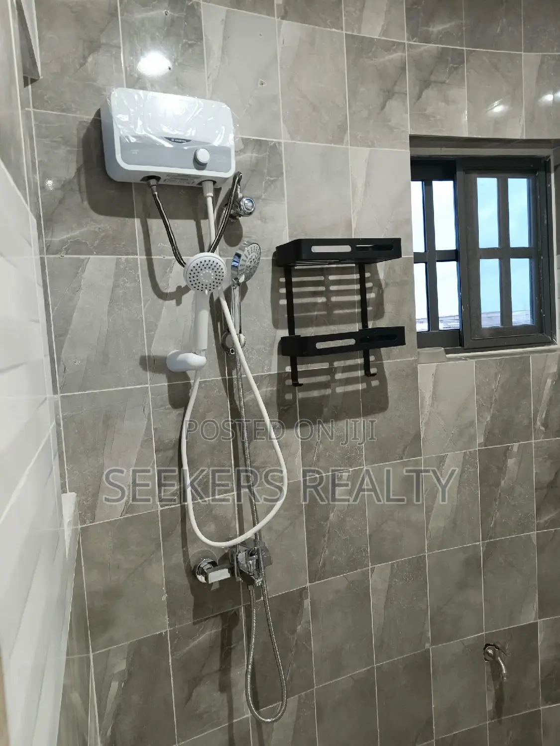 Furnished 1bdrm Apartment in Seekers Realty, Osu for rent