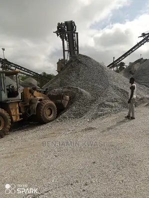 Quarry Stones and Quarry Dust Supplying