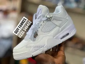 Air Jordan 4 White