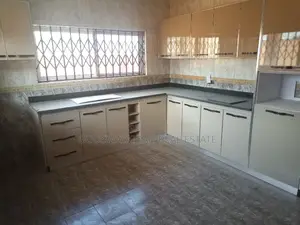 4bdrm House in East Legon for rent