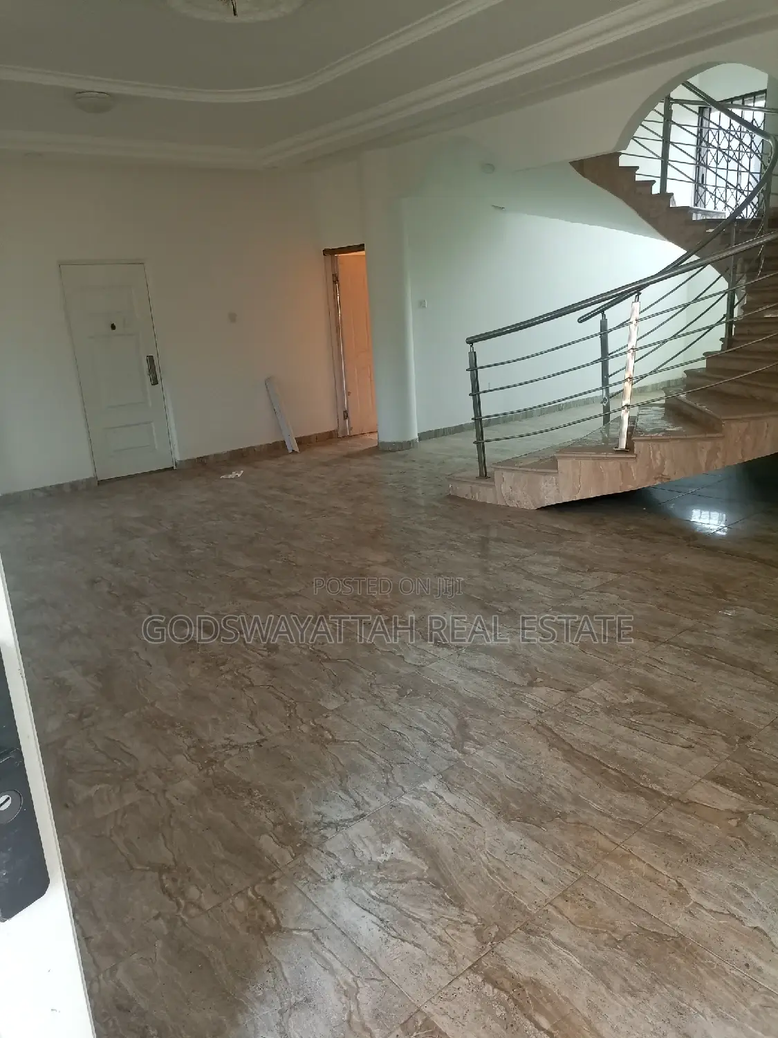 4bdrm House in East Legon for rent