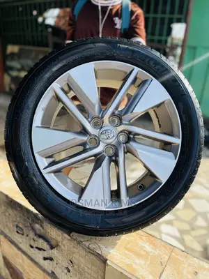 Toyota Corolla Rim 16 Slightly Used