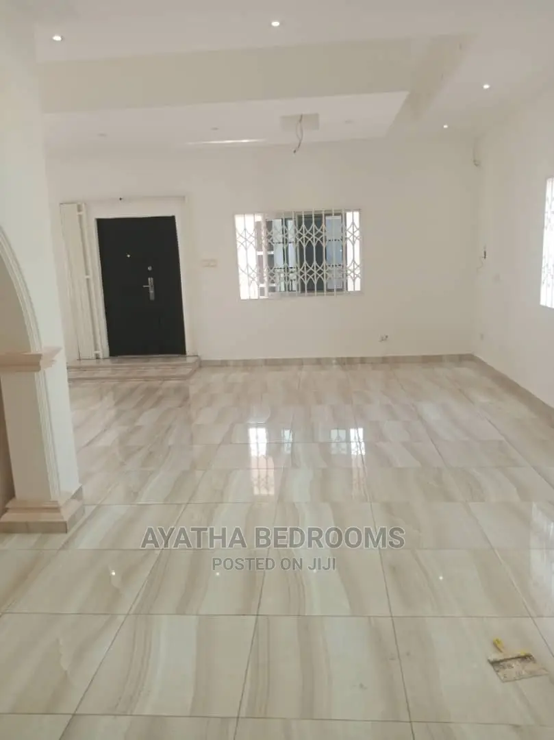 4bdrm House in Ayathar Bedroom, Teshie for Rent
