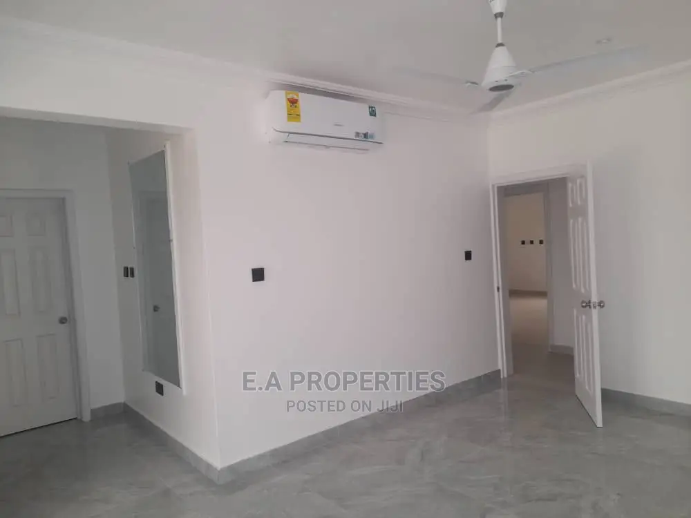 3bdrm House in E a Properties, Ghana Flag for Rent
