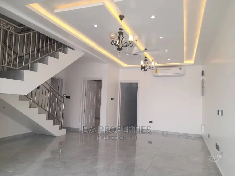 3bdrm House in E a Properties, Ghana Flag for Rent