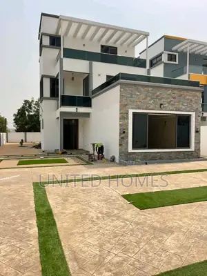 6bdrm House in East Legon for Sale