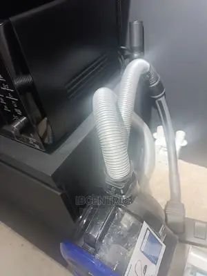Samsung 370 Watts Canister Bagless Vacuum Cleaner
