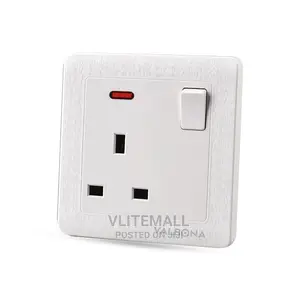 Valbona Single Socket With Light Sng132