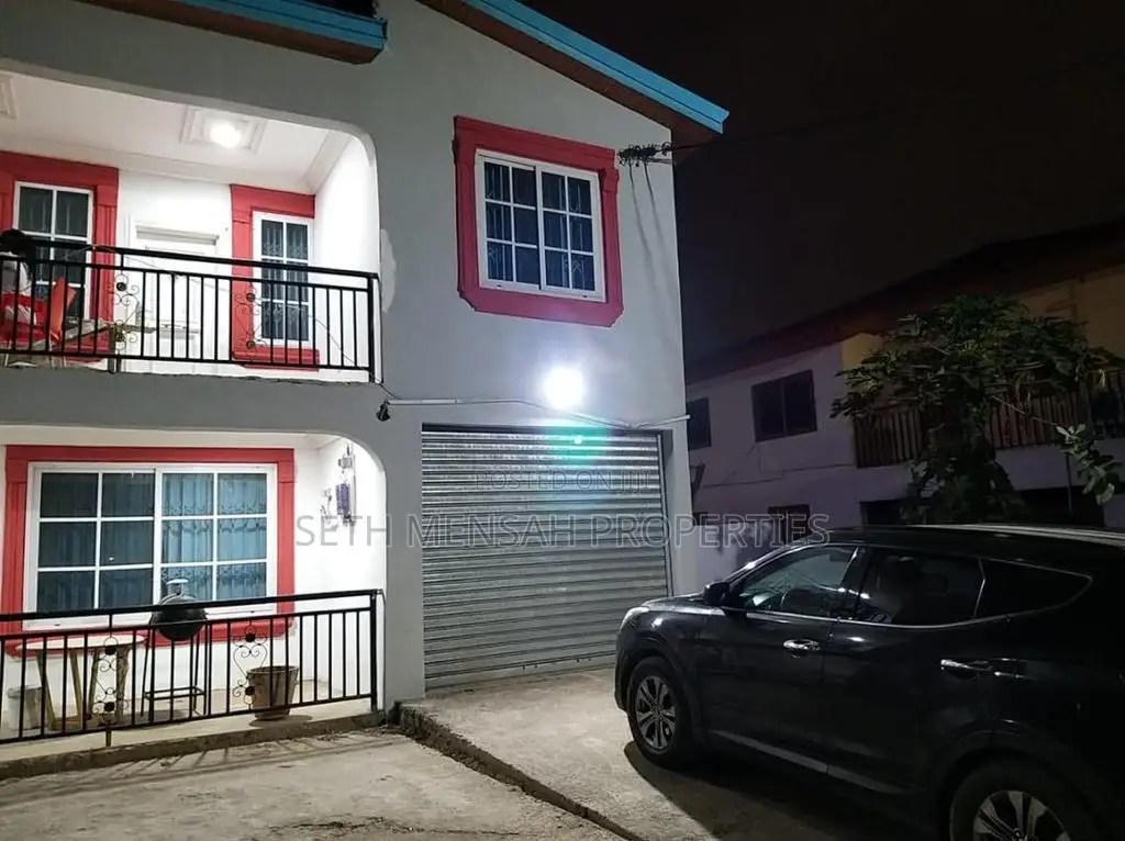 7bdrm House in Skm Property For, Achimota for Sale