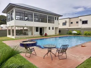 4bdrm Townhouse / Terrace in Seekers Realty, Cantonments for rent