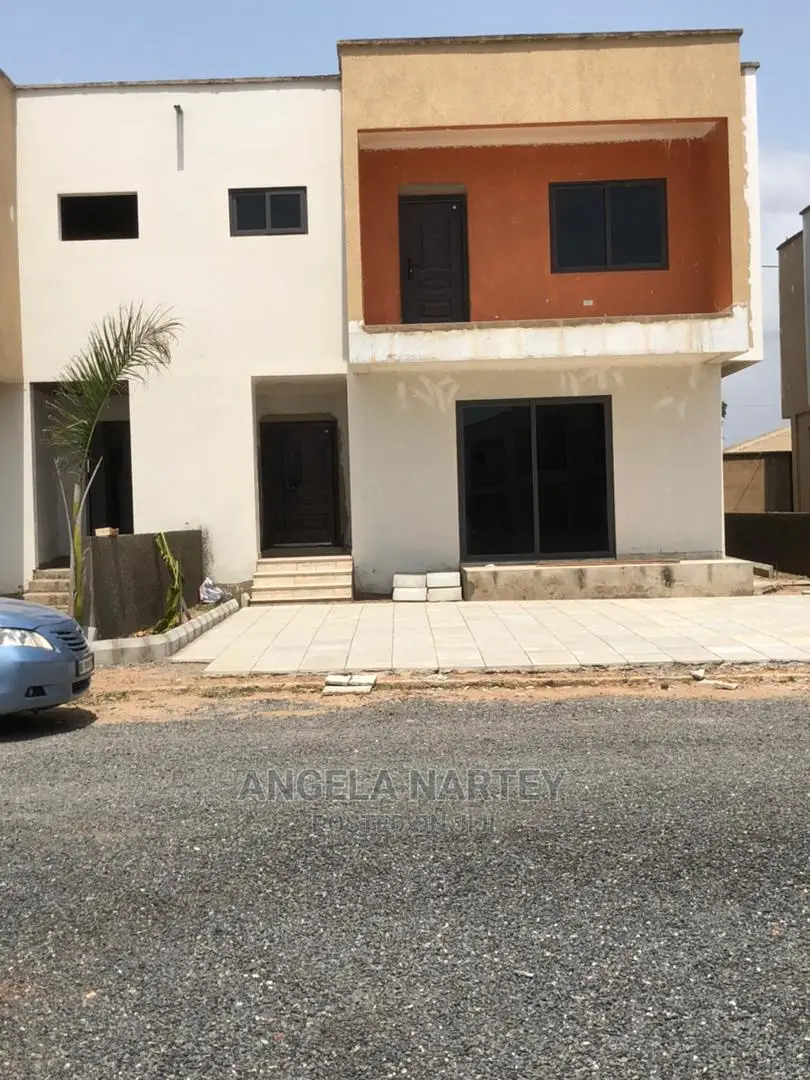 3bdrm House in Sakumono, Accra Metropolitan for Sale