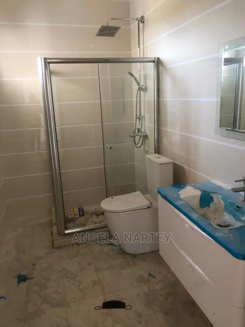 3bdrm House in Sakumono, Accra Metropolitan for Sale