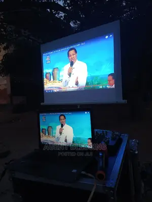 Projector(Gh400) + Screen(Gh200) Rentals in Tema and Accra