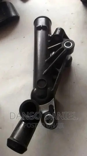 Ford Escape 2013-2017 Water Outlet