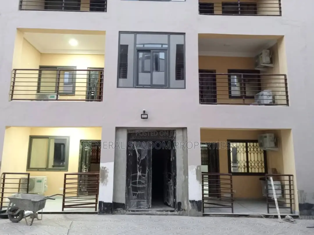 2bdrm Apartment in Suadom Properties, Baatsona Total for rent