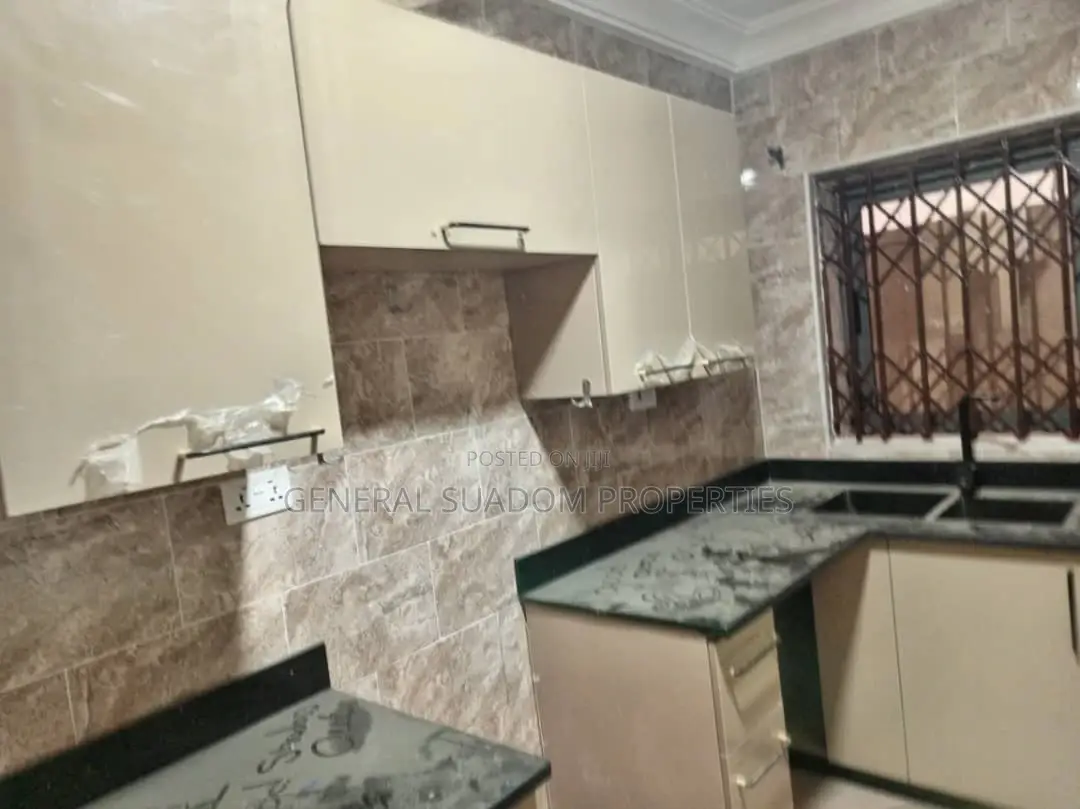 2bdrm Apartment in Suadom Properties, Baatsona Total for rent