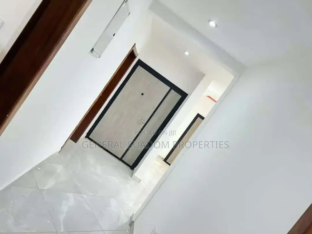 2bdrm Apartment in Suadom Properties, Baatsona Total for rent