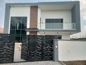 5bdrm Mansion in Community 20, Spintex for Sale